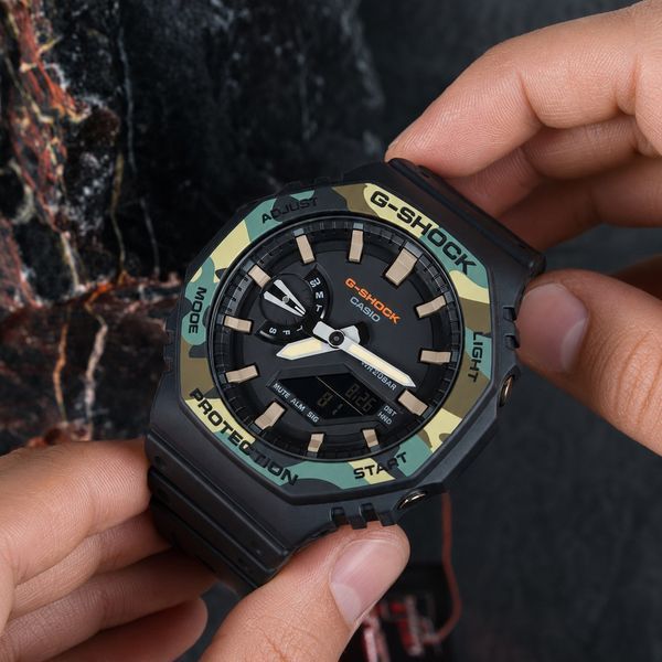 Мужские часы Casio G-SHOCK GA-2100SU-1A с камуфляжным безелем и водозащитой 20 ATM 1141-0366 фото