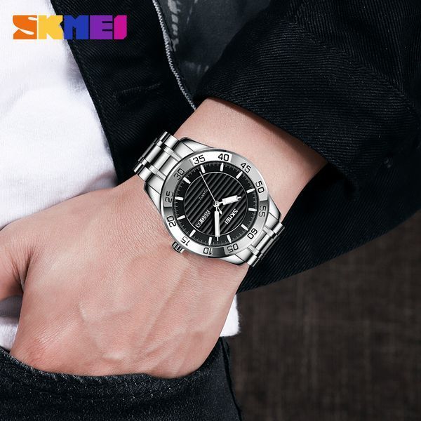 Мужские классические часы Skmei 9293SIBK Silver-Black с серебристым браслетом и минеральным стеклом 1080-1648 фото