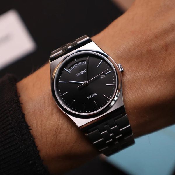 Мужские часы Casio MTP-B146D-1A из нержавеющей стали и минеральным стеклом в классическом стиле 1141-0445 фото