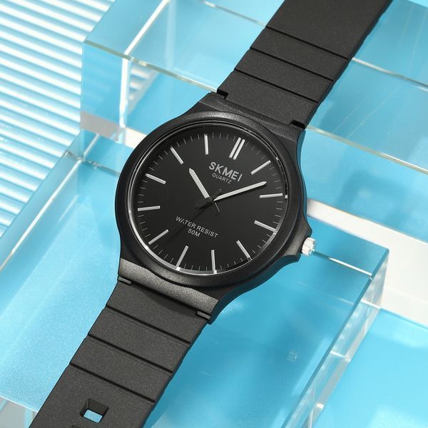 Мужские наручные часы Skmei 2108BKSI Black-Silver с каучуковым ремешком и водозащитой 5 ATM 1080-2211 фото