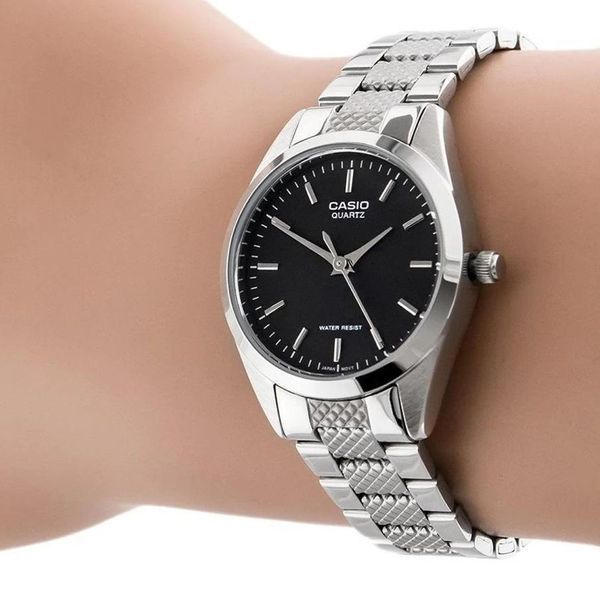 Жіночий годинник Casio LTP-1274D-1A &mdash; Класична модель з нержавіючої сталі та мінеральним склом 1141-0506 фото
