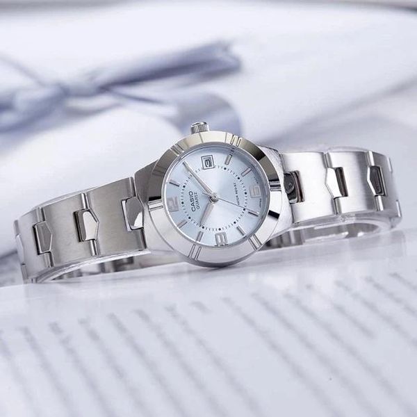 Женские часы Casio LTP-1241D-2A &mdash; Классическая модель с синим циферблатом и браслетом 1141-0428 фото